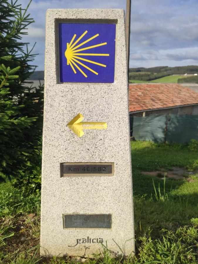 Mirador De Ribadiso Vandrerhjem Arzúa Eksteriør bilde